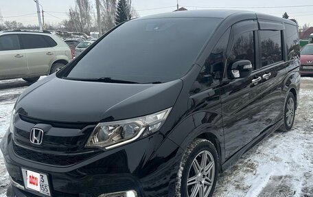 Honda Stepwgn IV, 2016 год, 1 680 000 рублей, 3 фотография