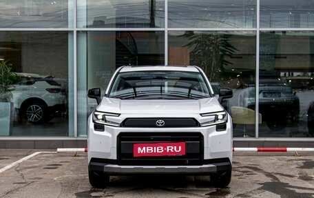 Toyota RAV4, 2025 год, 5 500 000 рублей, 2 фотография