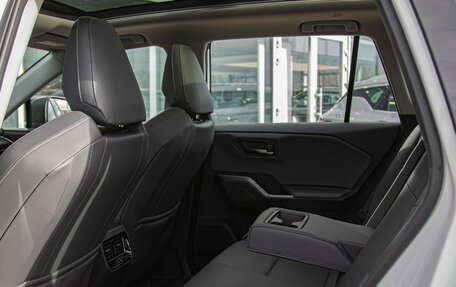 Toyota RAV4, 2025 год, 5 500 000 рублей, 13 фотография