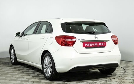 Mercedes-Benz A-Класс, 2015 год, 1 449 700 рублей, 7 фотография