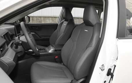 Toyota RAV4, 2026 год, 4 445 000 рублей, 10 фотография