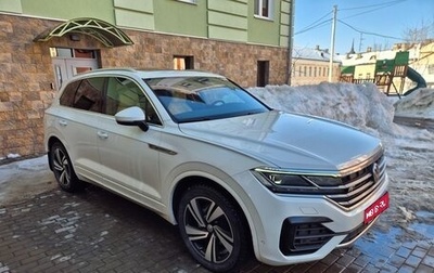 Volkswagen Touareg III, 2018 год, 4 850 000 рублей, 1 фотография