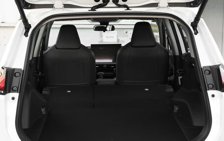 Toyota RAV4, 2026 год, 4 445 000 рублей, 35 фотография