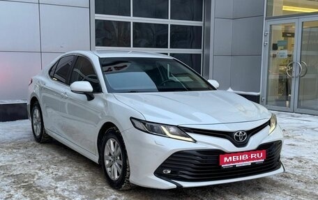 Toyota Camry, 2019 год, 2 650 000 рублей, 1 фотография