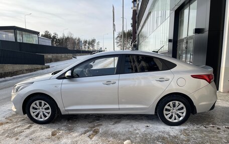 Hyundai Solaris II рестайлинг, 2017 год, 1 437 000 рублей, 10 фотография