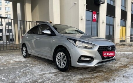 Hyundai Solaris II рестайлинг, 2017 год, 1 437 000 рублей, 8 фотография