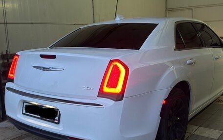 Chrysler 300C II, 2015 год, 1 600 000 рублей, 5 фотография