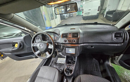 Skoda Fabia II, 2013 год, 430 000 рублей, 6 фотография