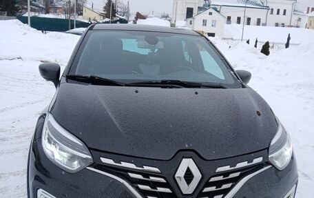 Renault Kaptur I рестайлинг, 2021 год, 1 600 000 рублей, 2 фотография