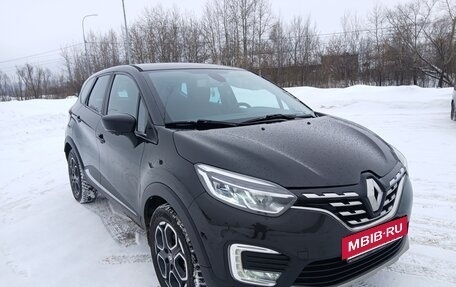 Renault Kaptur I рестайлинг, 2021 год, 1 600 000 рублей, 6 фотография