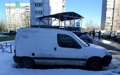 Peugeot Partner II рестайлинг 2, 2006 год, 300 000 рублей, 3 фотография