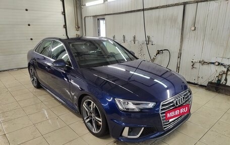 Audi A4, 2018 год, 3 300 000 рублей, 3 фотография