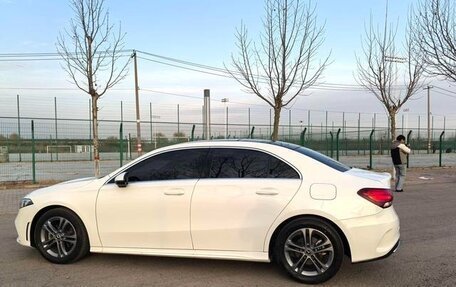 Mercedes-Benz A-Класс, 2023 год, 2 216 000 рублей, 2 фотография