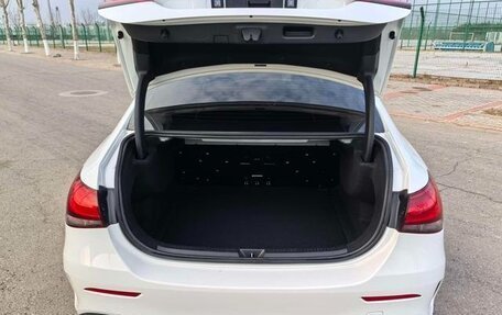 Mercedes-Benz A-Класс, 2023 год, 2 216 000 рублей, 15 фотография