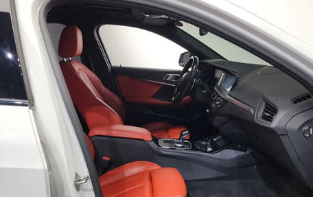 BMW 1 серия, 2023 год, 2 173 000 рублей, 13 фотография