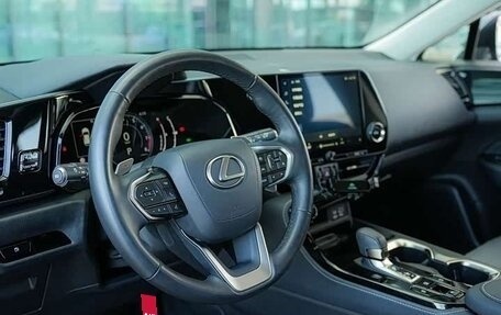 Lexus NX, 2022 год, 7 000 000 рублей, 11 фотография