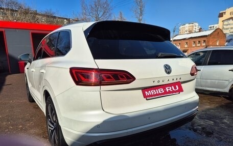 Volkswagen Touareg III, 2018 год, 4 850 000 рублей, 8 фотография