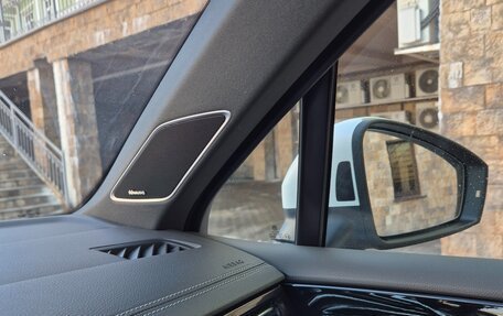 Volkswagen Touareg III, 2018 год, 4 850 000 рублей, 30 фотография