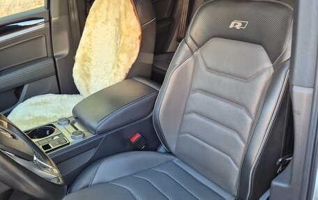 Volkswagen Touareg III, 2018 год, 4 850 000 рублей, 27 фотография