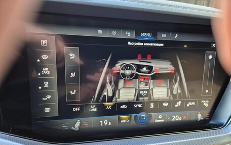 Volkswagen Touareg III, 2018 год, 4 850 000 рублей, 26 фотография