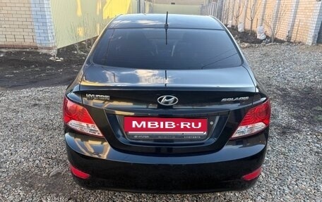 Hyundai Solaris II рестайлинг, 2011 год, 750 000 рублей, 2 фотография