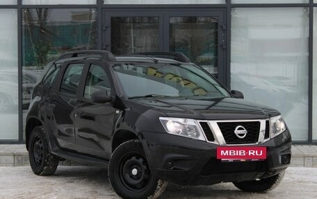 Nissan Terrano III, 2016 год, 1 015 000 рублей, 3 фотография