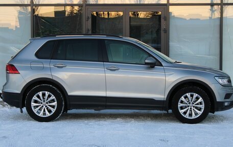 Volkswagen Tiguan II, 2019 год, 1 600 000 рублей, 4 фотография