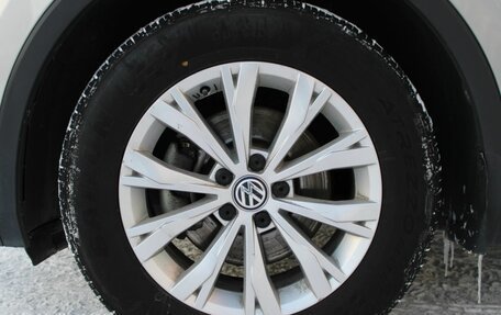 Volkswagen Tiguan II, 2019 год, 1 600 000 рублей, 11 фотография