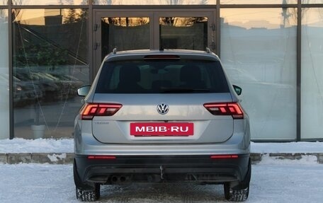 Volkswagen Tiguan II, 2019 год, 1 600 000 рублей, 6 фотография