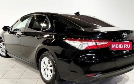 Toyota Camry, 2020 год, 2 990 000 рублей, 7 фотография