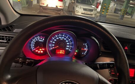 KIA Rio III рестайлинг, 2013 год, 950 000 рублей, 6 фотография