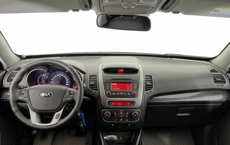 KIA Sorento II рестайлинг, 2015 год, 1 590 000 рублей, 10 фотография