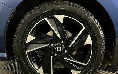 Hyundai Solaris II рестайлинг, 2022 год, 1 800 000 рублей, 34 фотография