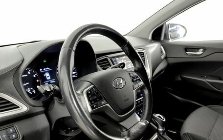 Hyundai Solaris II рестайлинг, 2019 год, 1 360 000 рублей, 12 фотография