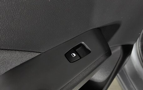 Hyundai Solaris II рестайлинг, 2019 год, 1 360 000 рублей, 25 фотография