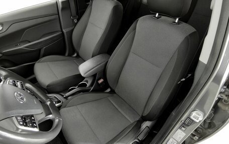 Hyundai Solaris II рестайлинг, 2019 год, 1 360 000 рублей, 30 фотография