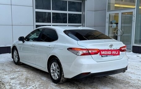 Toyota Camry, 2019 год, 2 650 000 рублей, 5 фотография