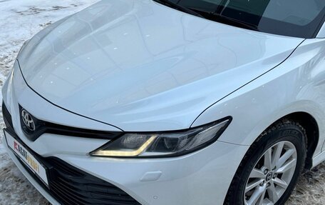 Toyota Camry, 2019 год, 2 650 000 рублей, 20 фотография