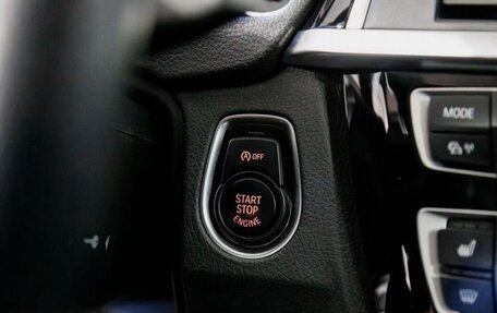 BMW 3 серия, 2018 год, 2 200 000 рублей, 17 фотография