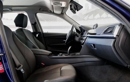 BMW 3 серия, 2018 год, 2 200 000 рублей, 20 фотография