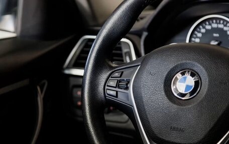 BMW 3 серия, 2018 год, 2 200 000 рублей, 22 фотография