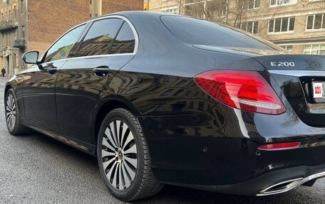 Mercedes-Benz E-Класс, 2019 год, 2 495 000 рублей, 6 фотография