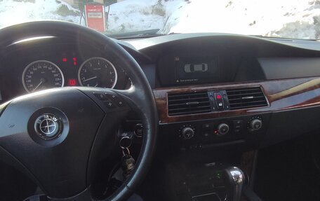 BMW 5 серия, 2006 год, 2 фотография