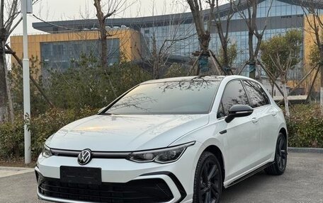Volkswagen Golf VIII, 2023 год, 2 158 000 рублей, 1 фотография