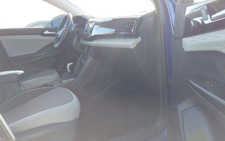 Volkswagen Taos, 2021 год, 1 300 000 рублей, 9 фотография