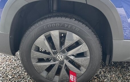 Volkswagen Taos, 2021 год, 1 300 000 рублей, 19 фотография