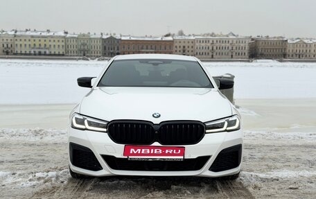 BMW 5 серия, 2021 год, 5 350 000 рублей, 3 фотография