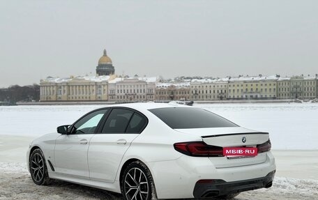 BMW 5 серия, 2021 год, 5 350 000 рублей, 11 фотография