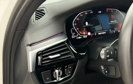 BMW 5 серия, 2021 год, 5 350 000 рублей, 23 фотография