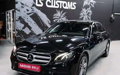 Mercedes-Benz E-Класс, 2019 год, 3 190 000 рублей, 2 фотография